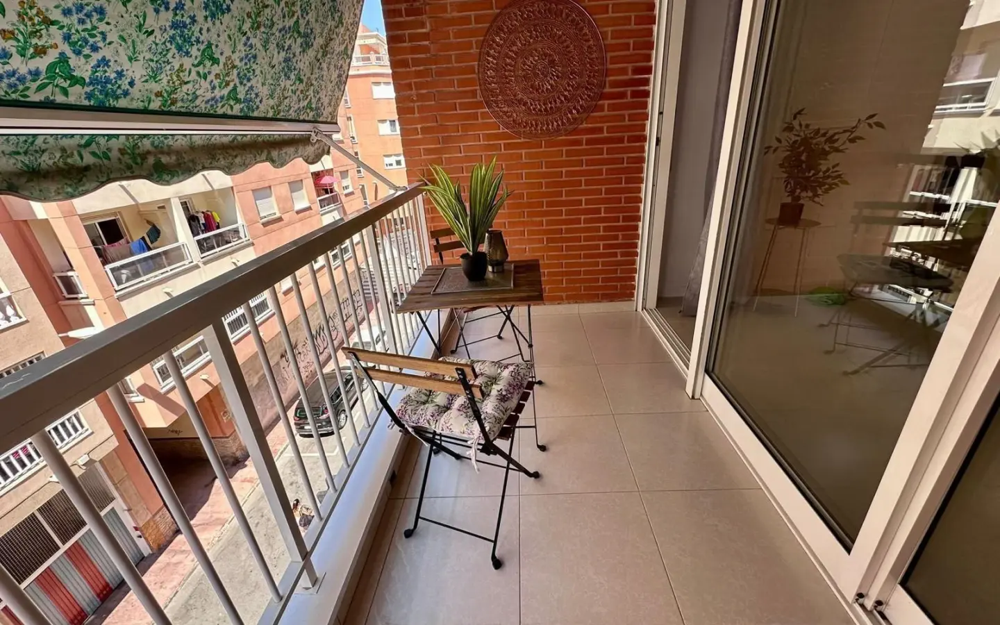 Apartment Of 65 M² In Torrevieja, Spain