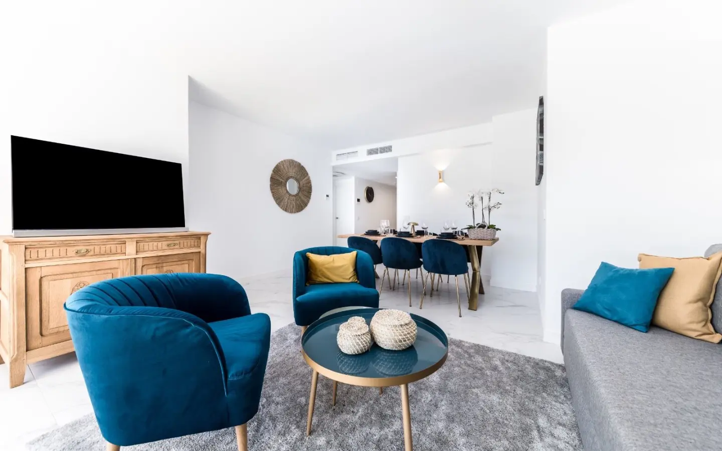 Apartment Of 90 M² In Torrevieja, Spain
