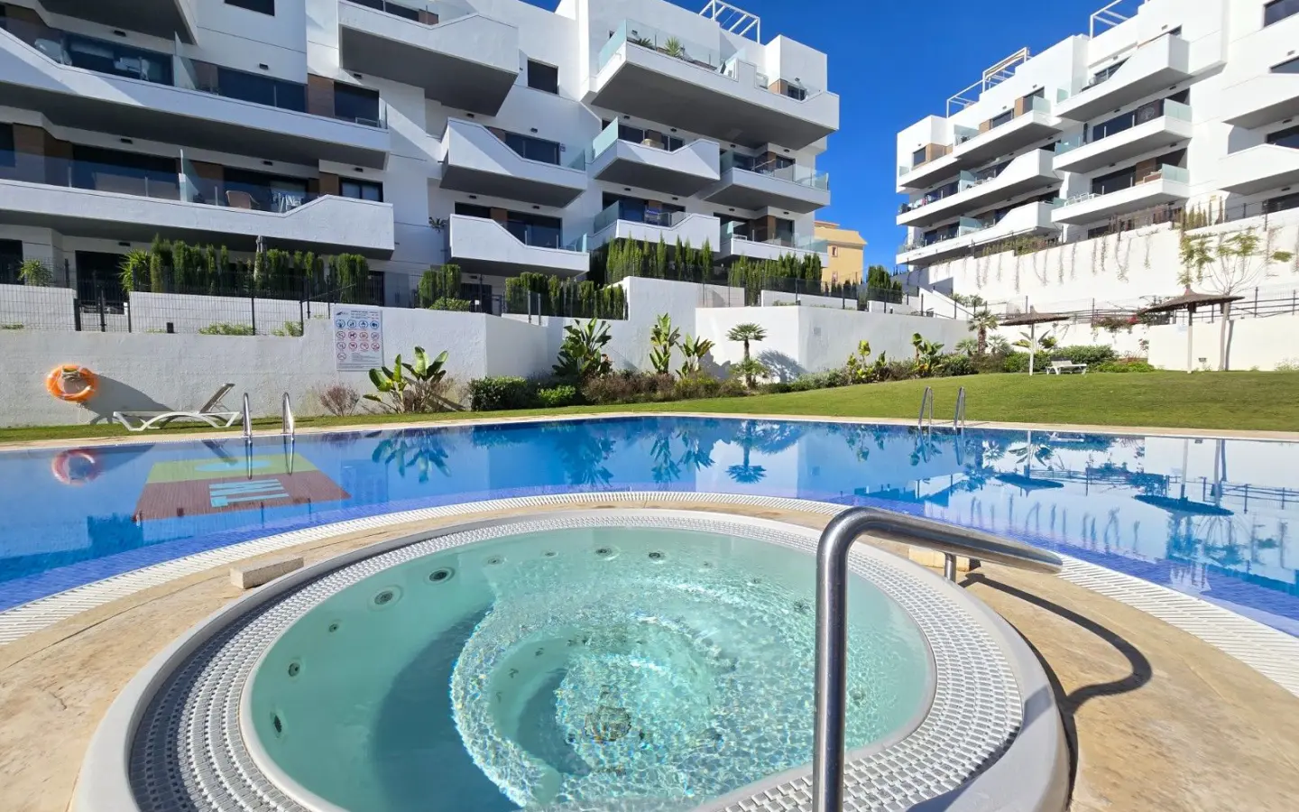 Apartment Of 68 M² With Balcony In Orihuela Costa, Spain