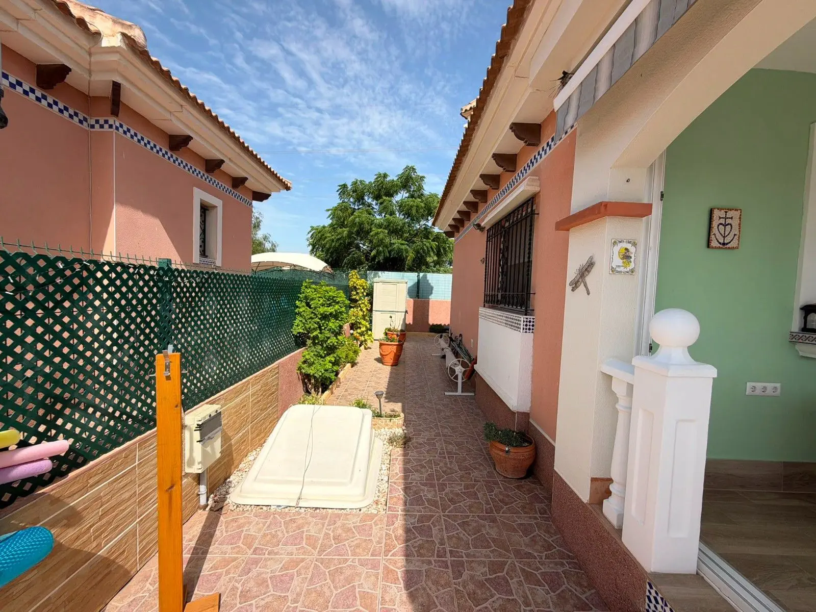 Villa Of 110 M² In Los Montesinos, Spain