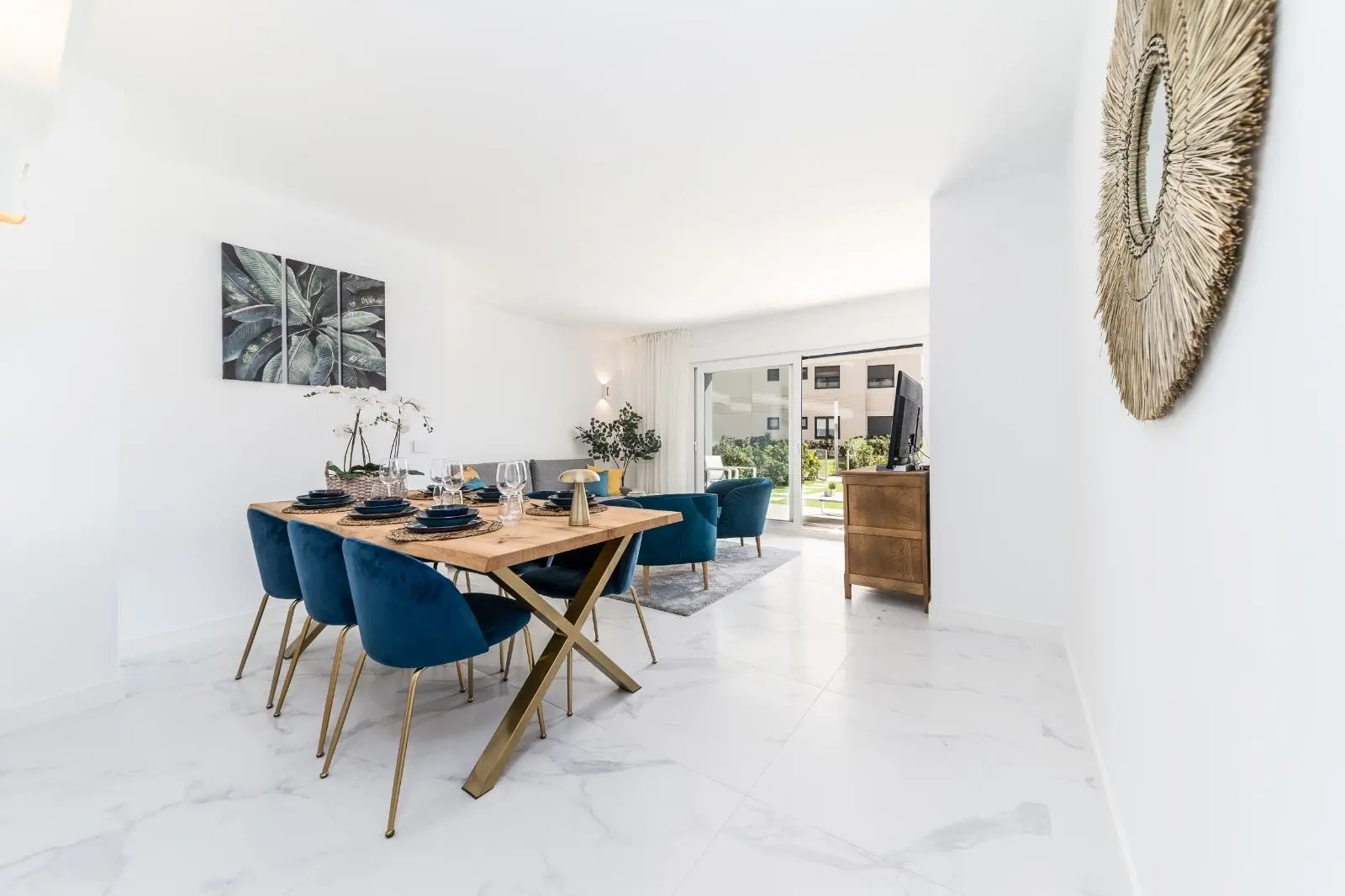 Apartment Of 90 M² In Torrevieja, Spain