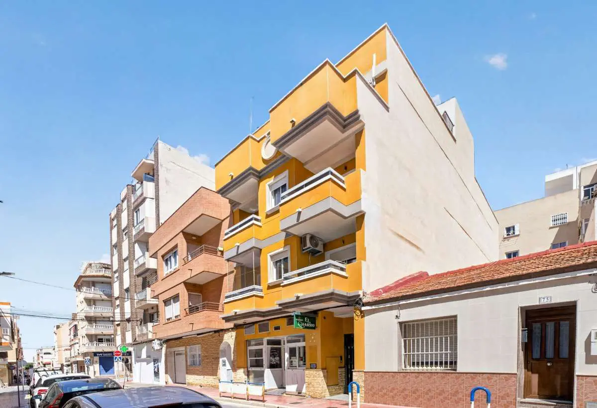 Apartment Of 74 M² In Torrevieja, Spain