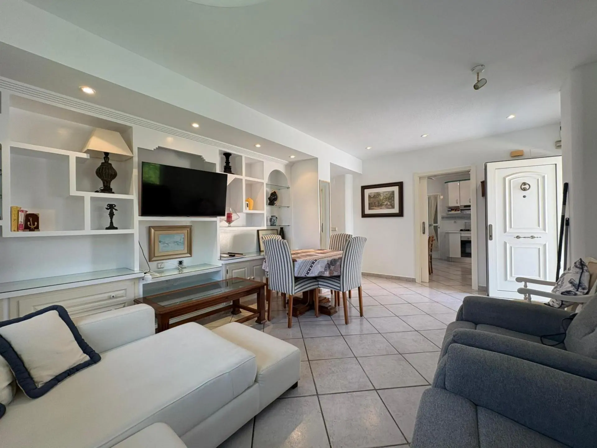 Apartment Of 104 M² In Los Alcázares, Spain