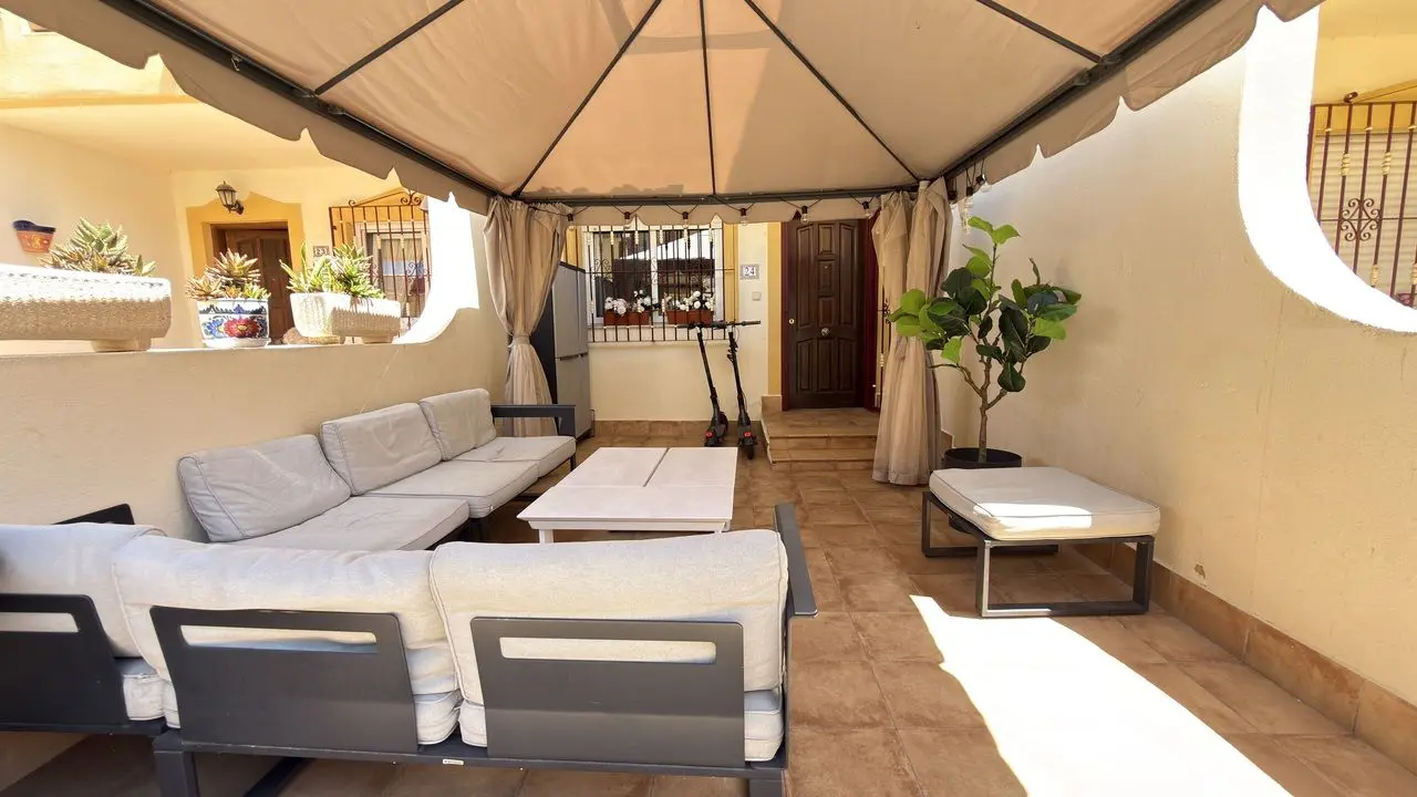 House Of 80 M² In Orihuela Costa, Spain