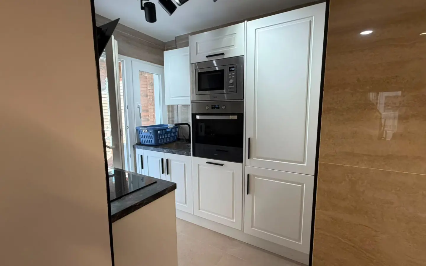 Apartment Of 99 M² In Torrevieja, Spain