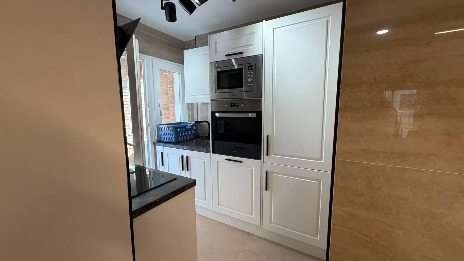 Apartment Of 99 M² In Torrevieja, Spain