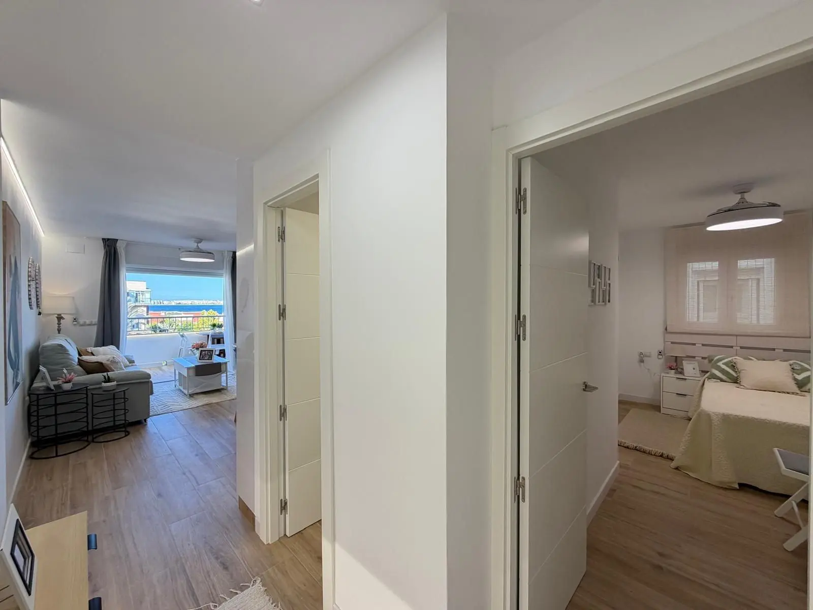 Apartment Of 92 M² In Torrevieja, Spain