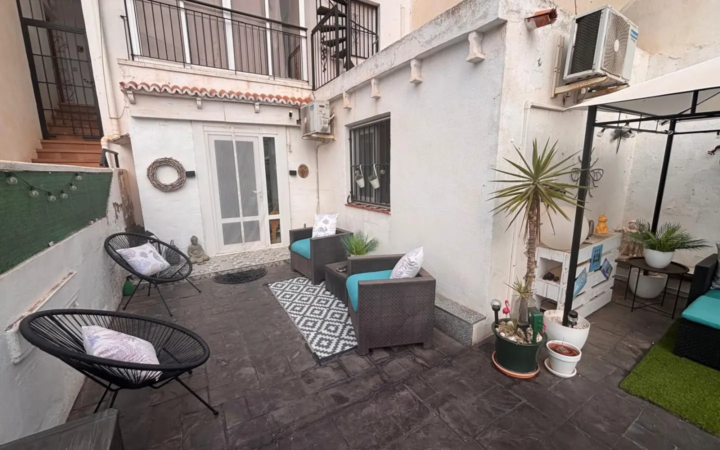 Apartment Of 65 M² In Torrevieja, Spain