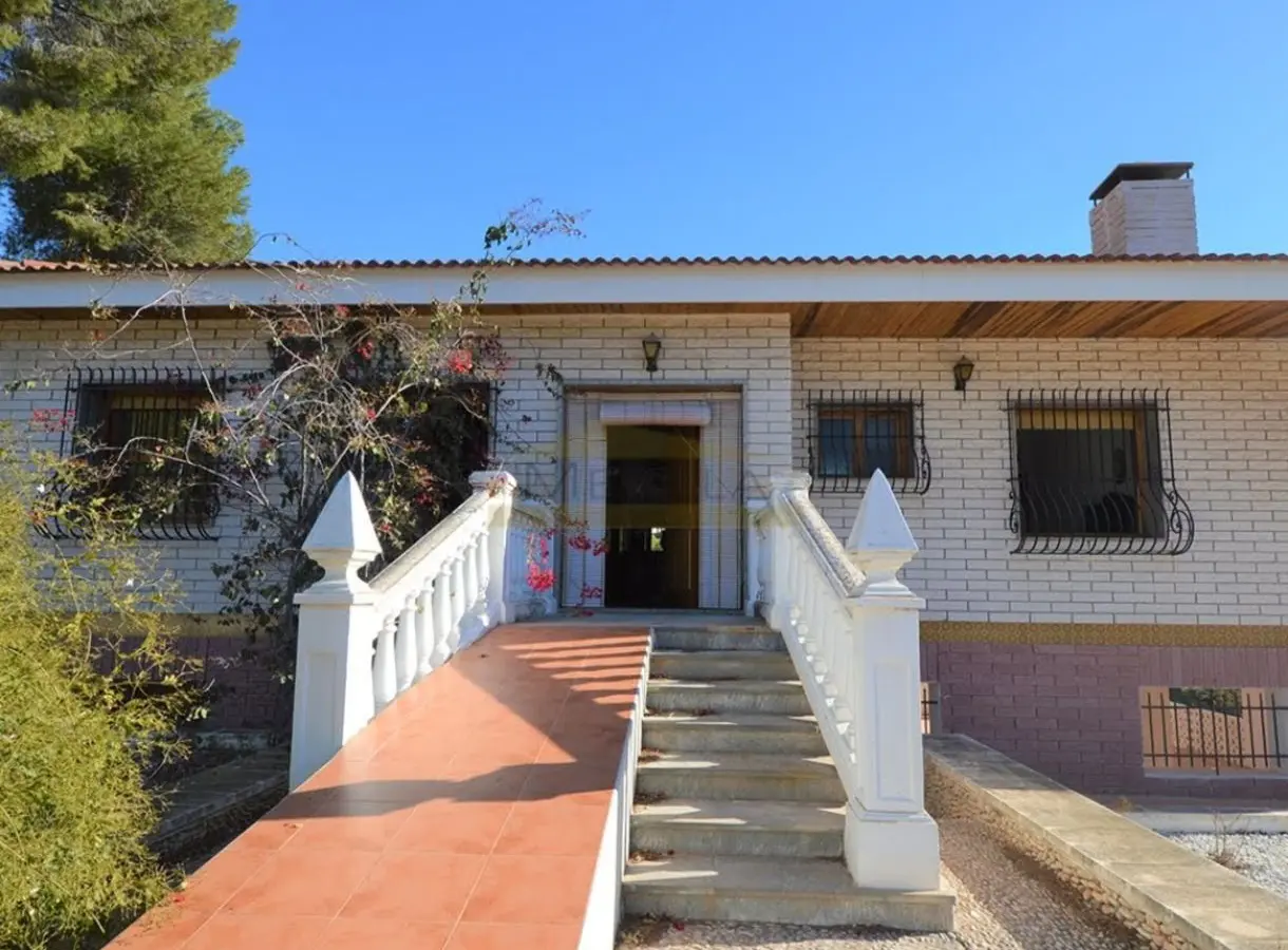 Villa Of 0 M² With [features] In Orihuela Costa, Spain