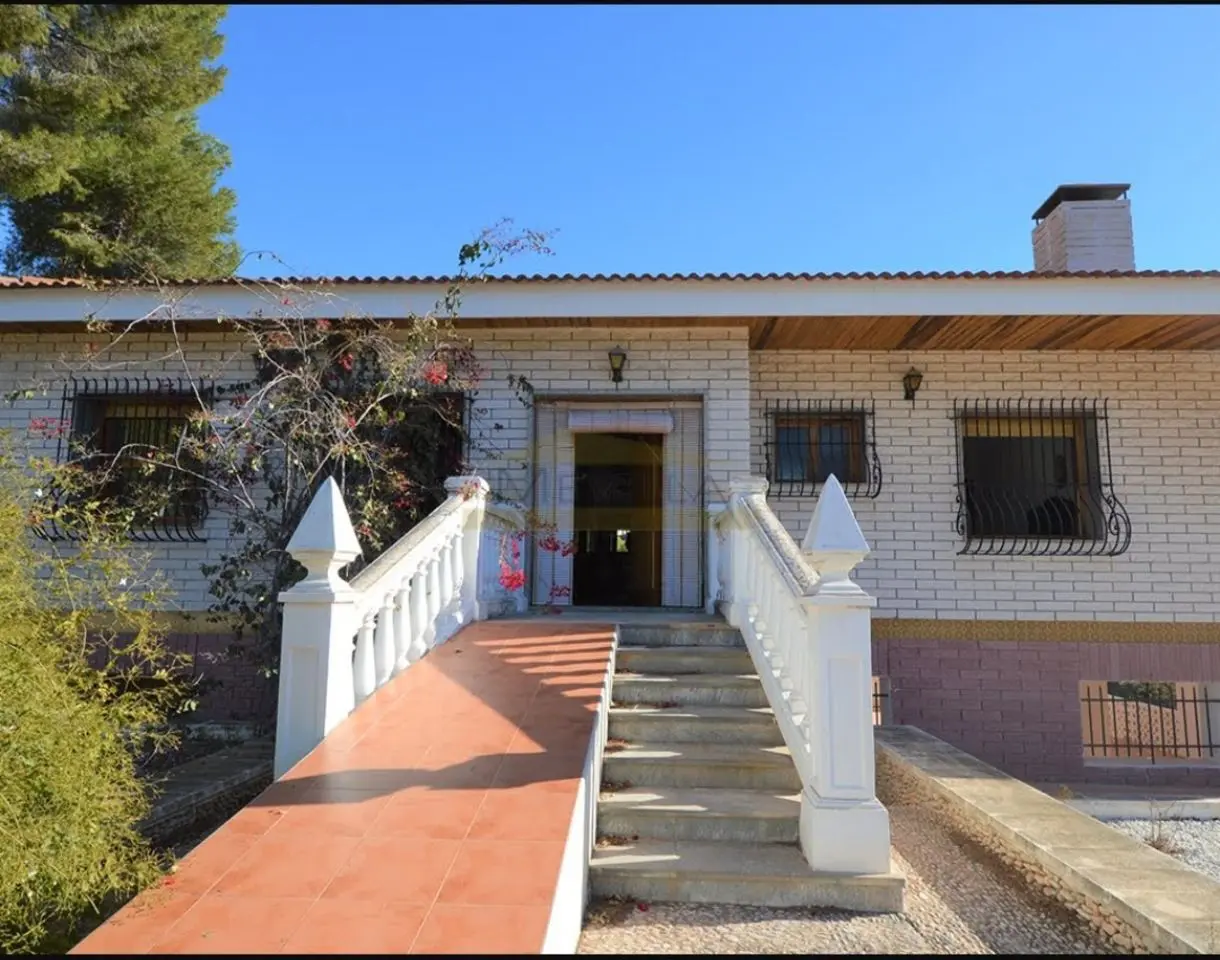 Villa Of 0 M² With [features] In Orihuela Costa, Spain