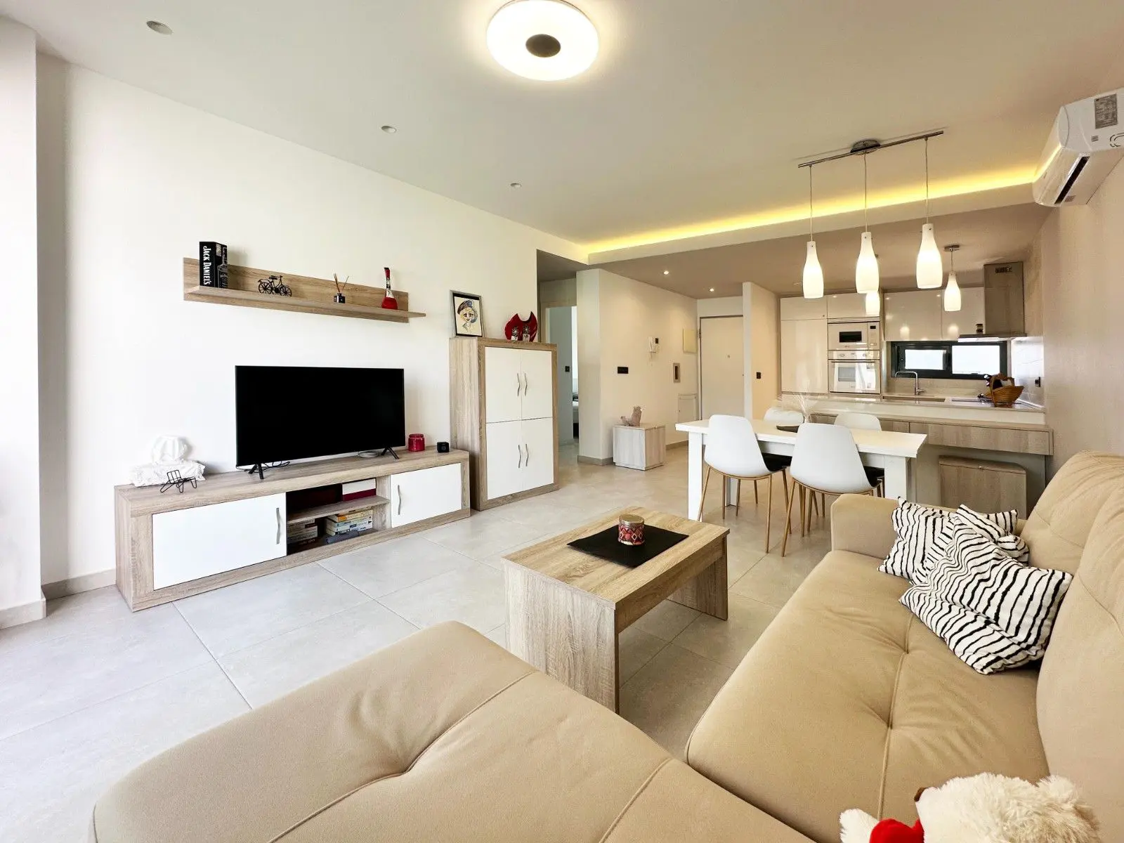 Apartment Of 75 M² In Orihuela Costa, Spain