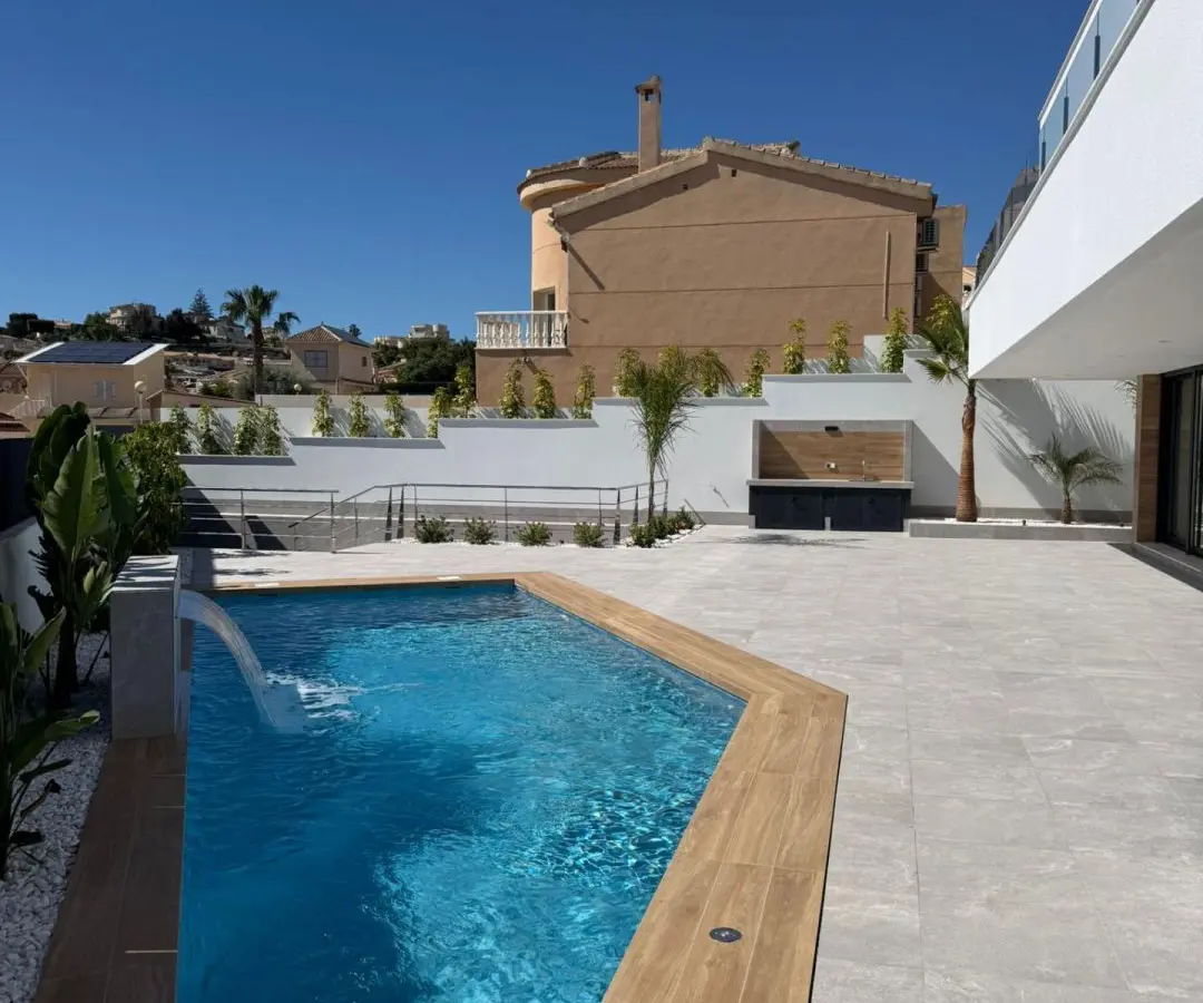 Villa Of 203 M² In Rojales, Spain