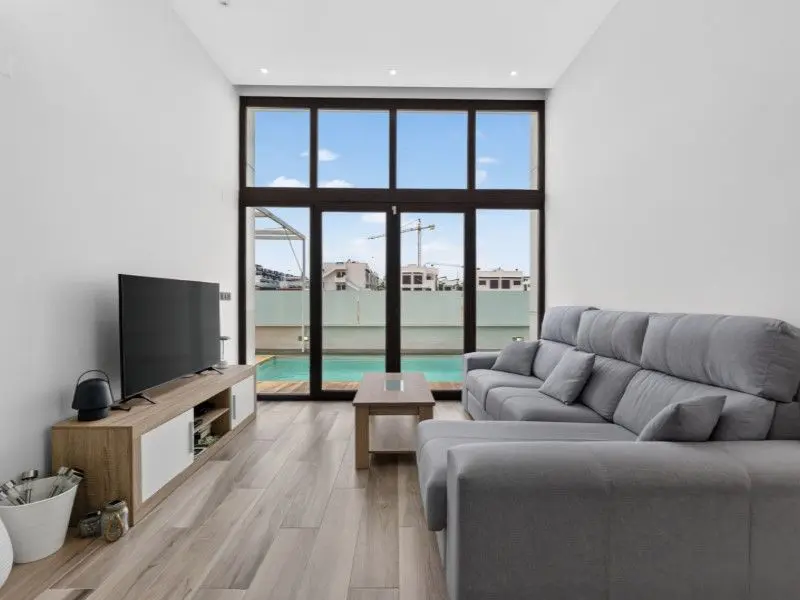 Villa Of 149 M² In Torrevieja