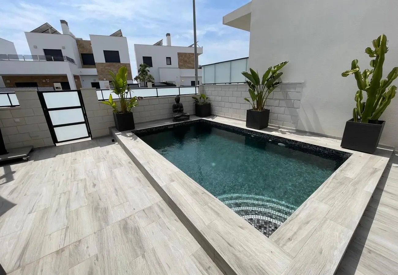 Villa Of 133 M² In Benijofar, Spain