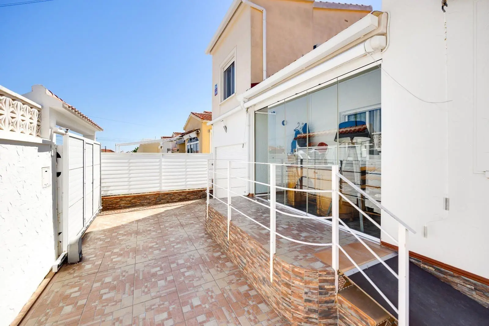 Villa 121 M² In San Fulgencio, Spain – Mediter Real Estate