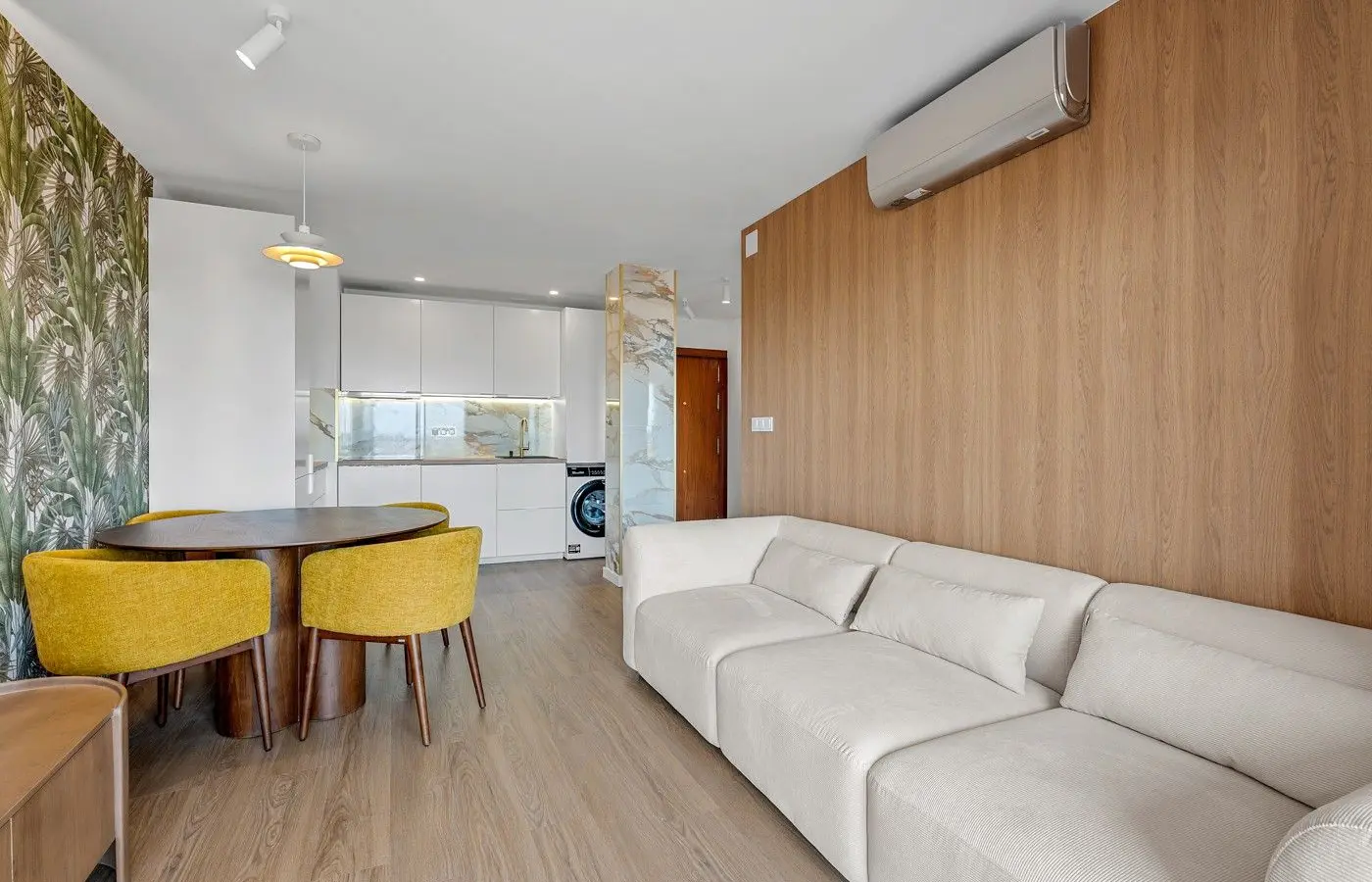 Penthouse Of 70 M² With Sea Views In Torrevieja, Spain