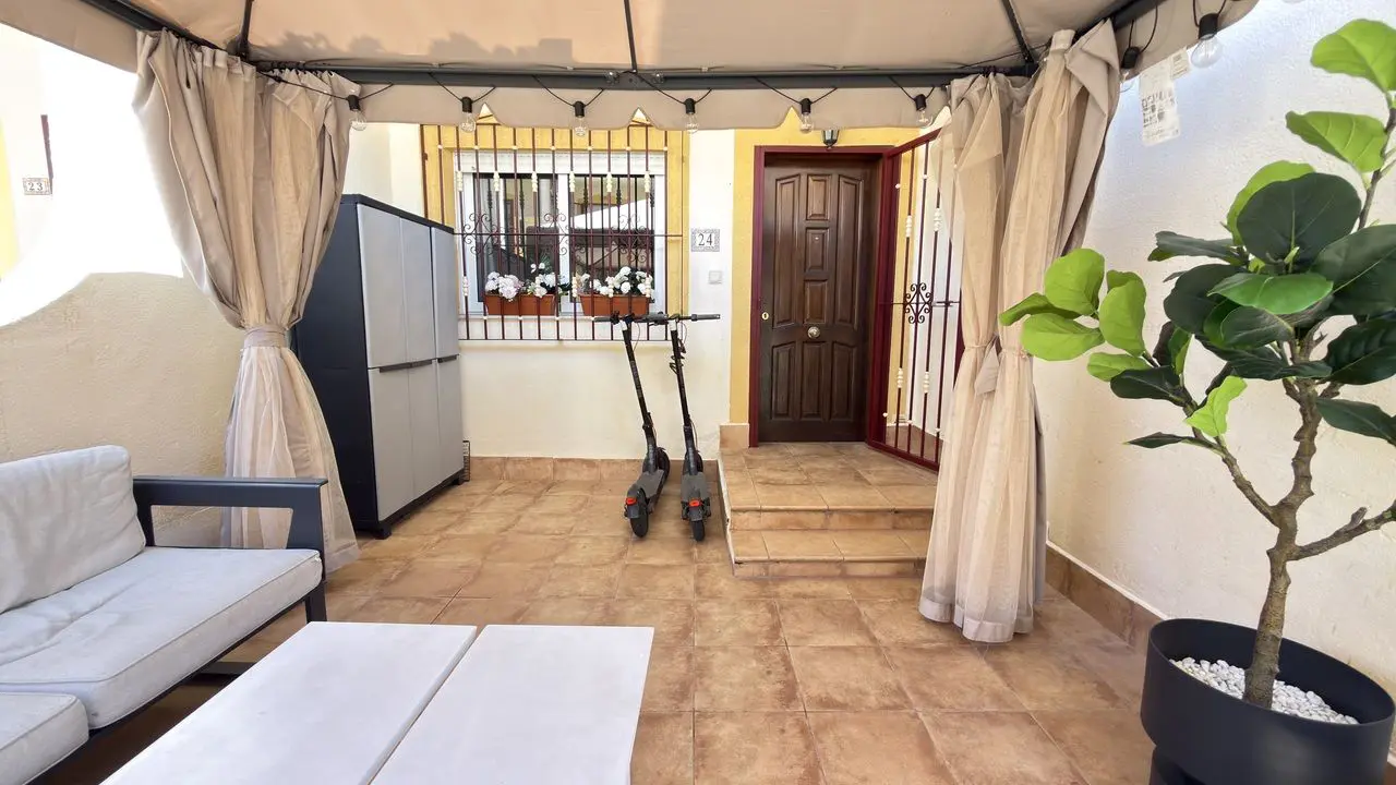 House Of 80 M² In Orihuela Costa, Spain