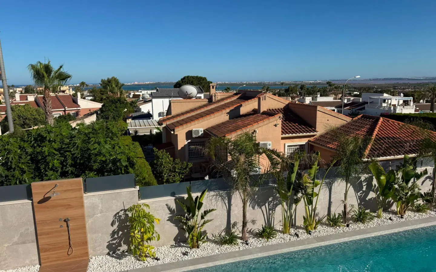 Villa Of 425 M² In Rojales, Spain