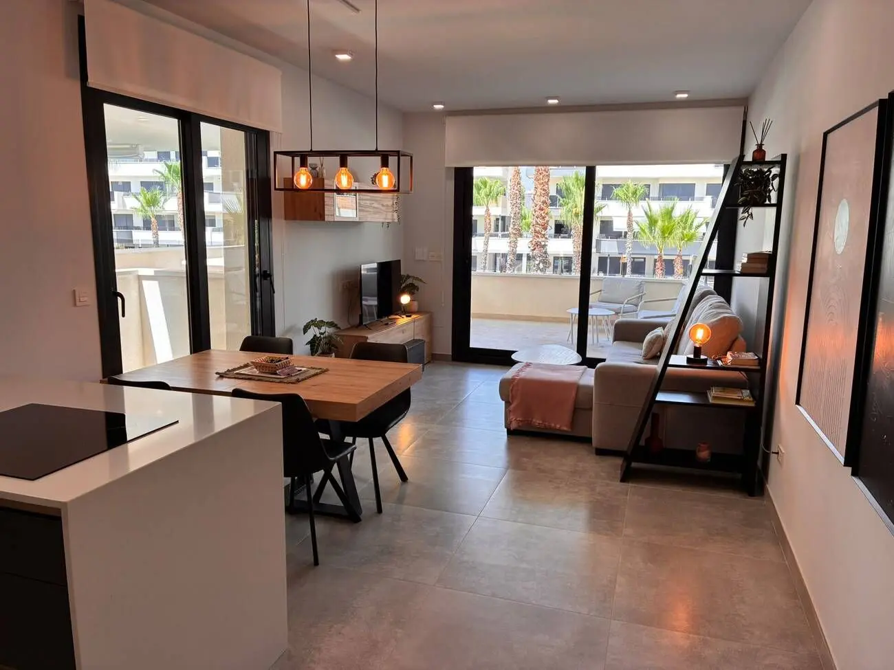 Apartment Of 100 M² With Balcony In Orihuela Costa