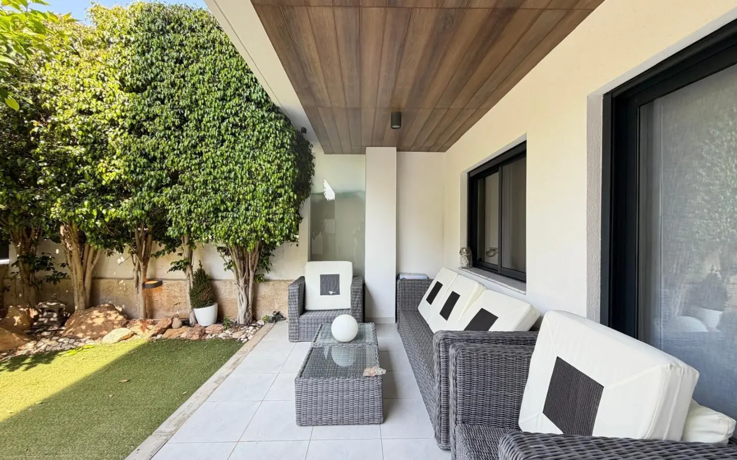 3-bedroom Apartment In Orihuela Costa, Spain (93 M²)