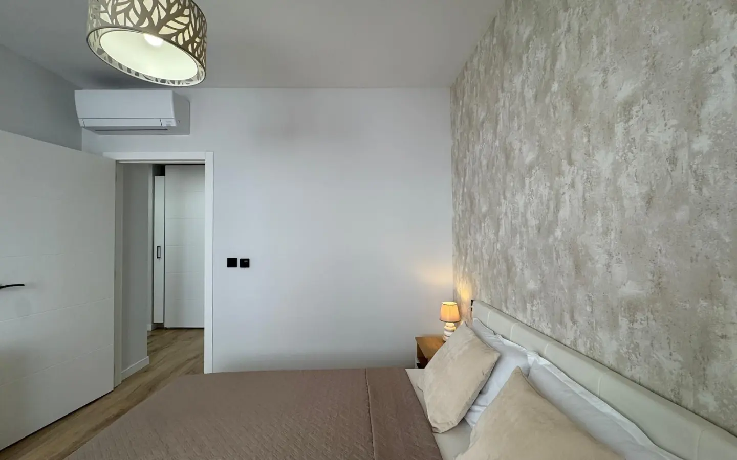 Apartment Of 100 M² In Torrevieja, Spain