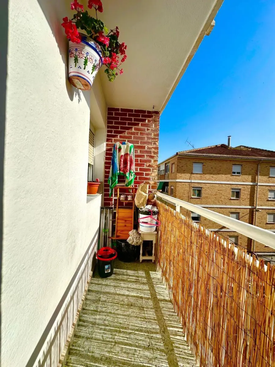 Apartment Of 90 M² With Sea View In Torrevieja, Spain