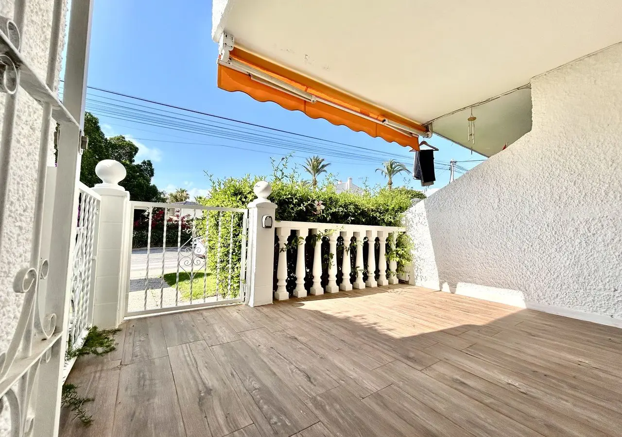 Apartment Of 58 M² In Orihuela Costa, Spain