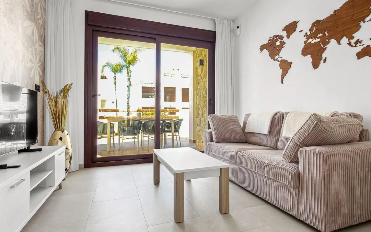 Apartment Of 71 M² In Torrevieja, Spain