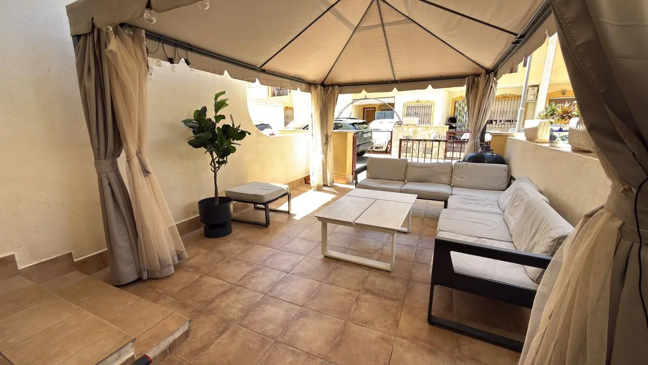 House Of 80 M² In Orihuela Costa, Spain