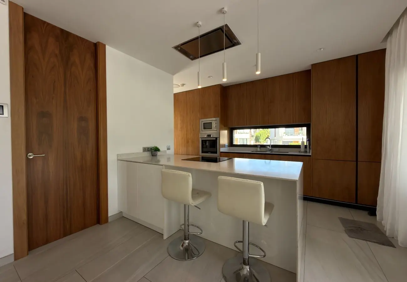 Villa Of 0 M² With Sea View In Villajoyosa, Spain