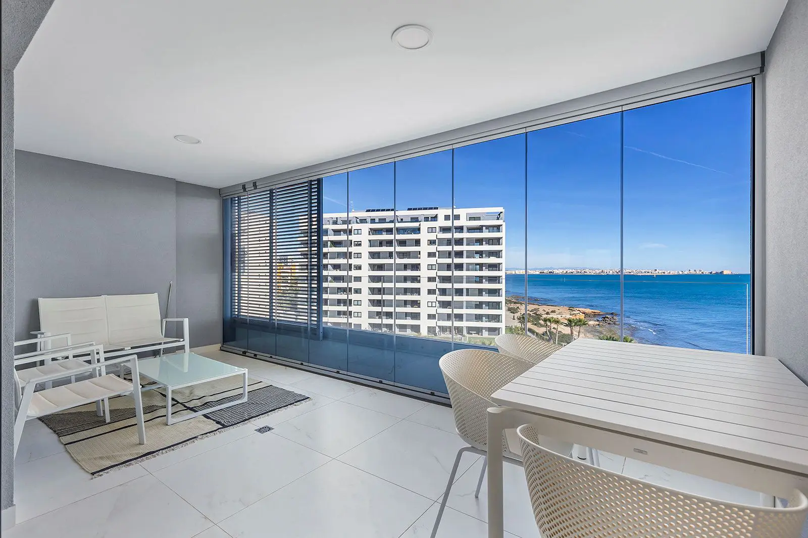 Apartment Of 122 M² In Torrevieja, Spain