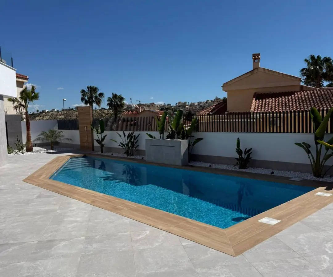 Villa Of 203 M² In Rojales, Spain