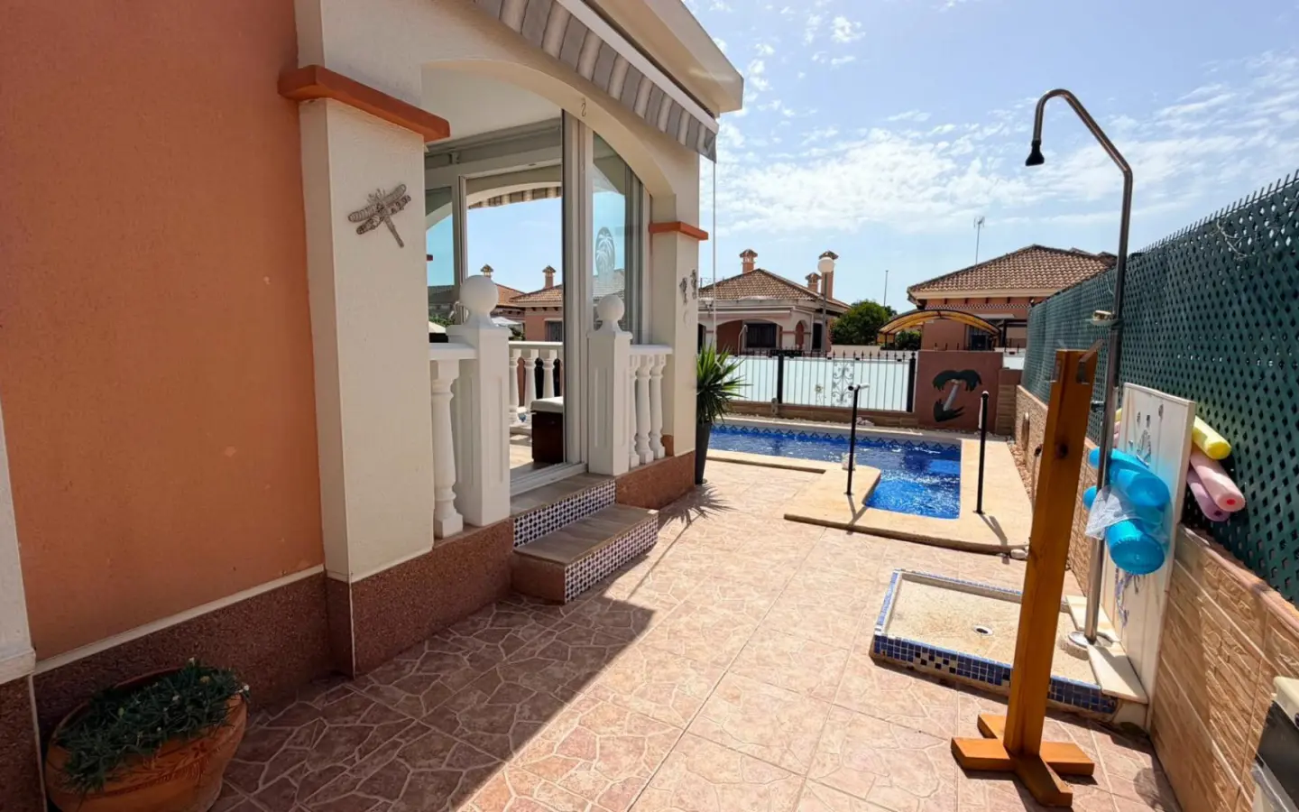 Villa Of 110 M² In Los Montesinos, Spain