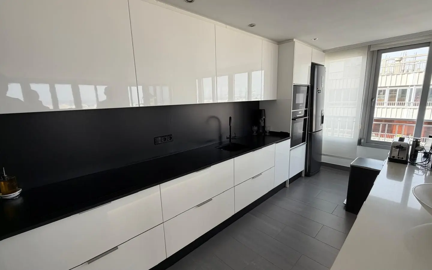 Apartment Of 94 M² In Torrevieja, Spain