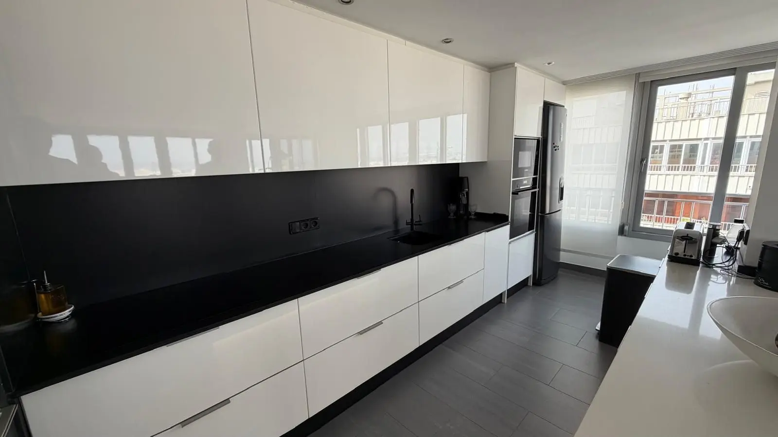 Apartment Of 94 M² In Torrevieja, Spain