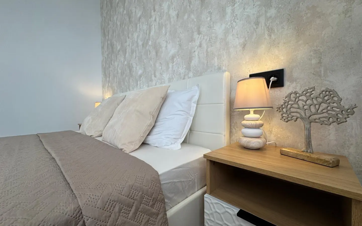 Apartment Of 100 M² In Torrevieja, Spain
