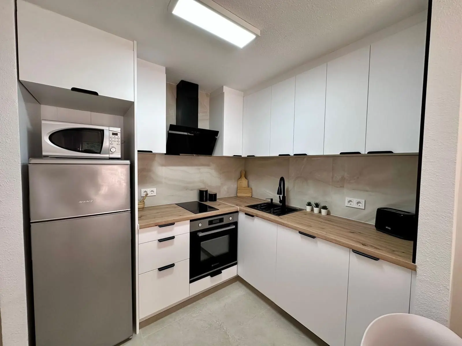 Apartment Of 65 M² In Torrevieja, Spain