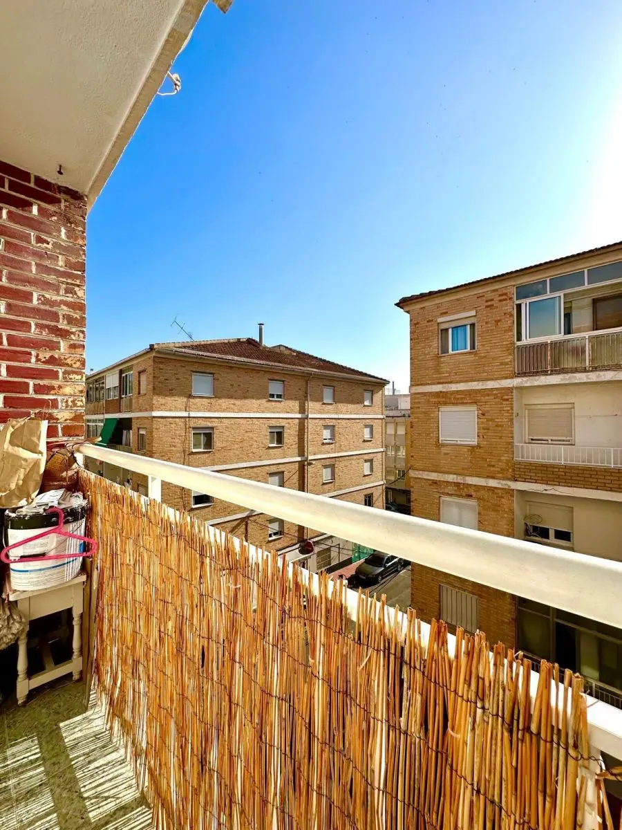 Apartment Of 90 M² With Sea View In Torrevieja, Spain