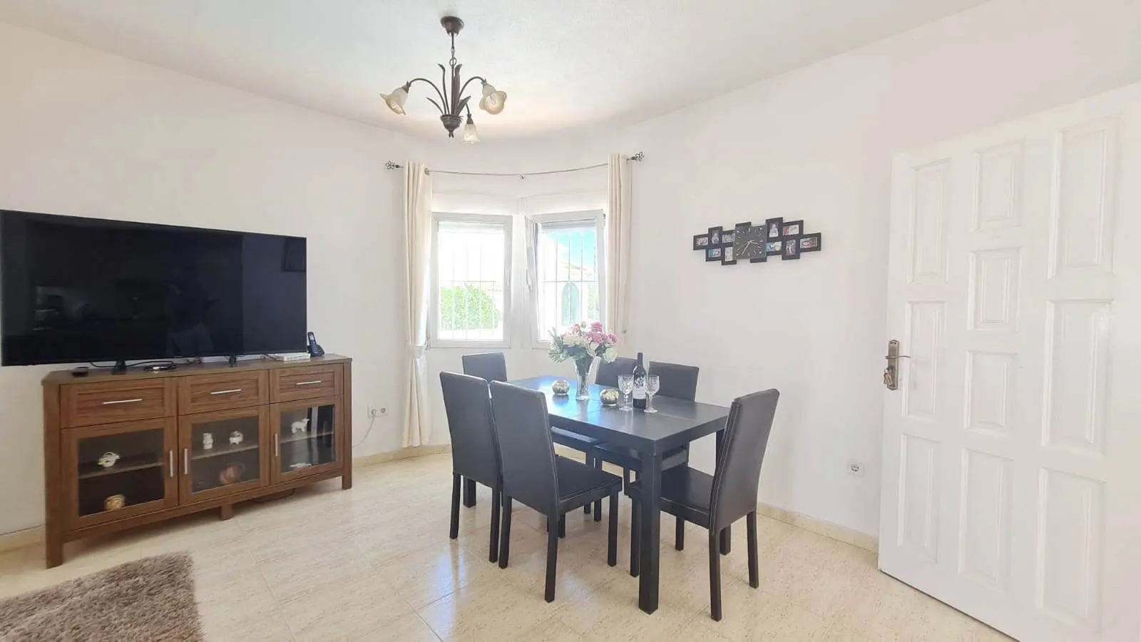 Villa Of 107 M² With Sea View In Orihuela Costa