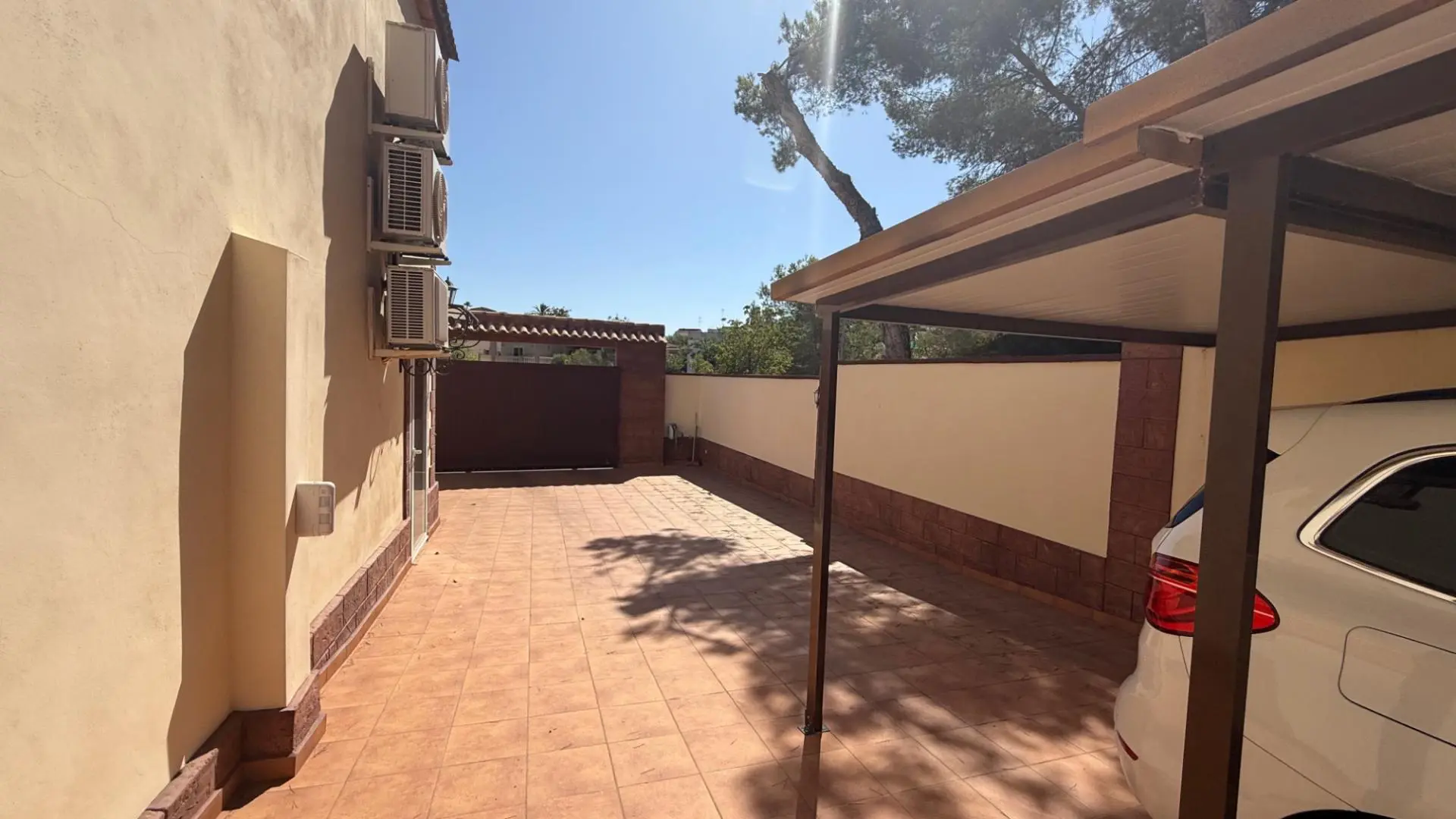 Villa Of 311 M² In Torrevieja, Spain