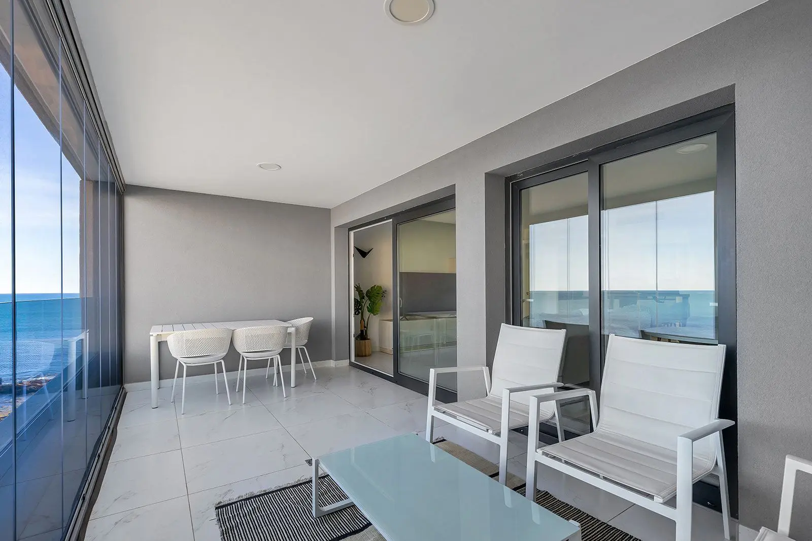 Apartment Of 122 M² In Torrevieja, Spain