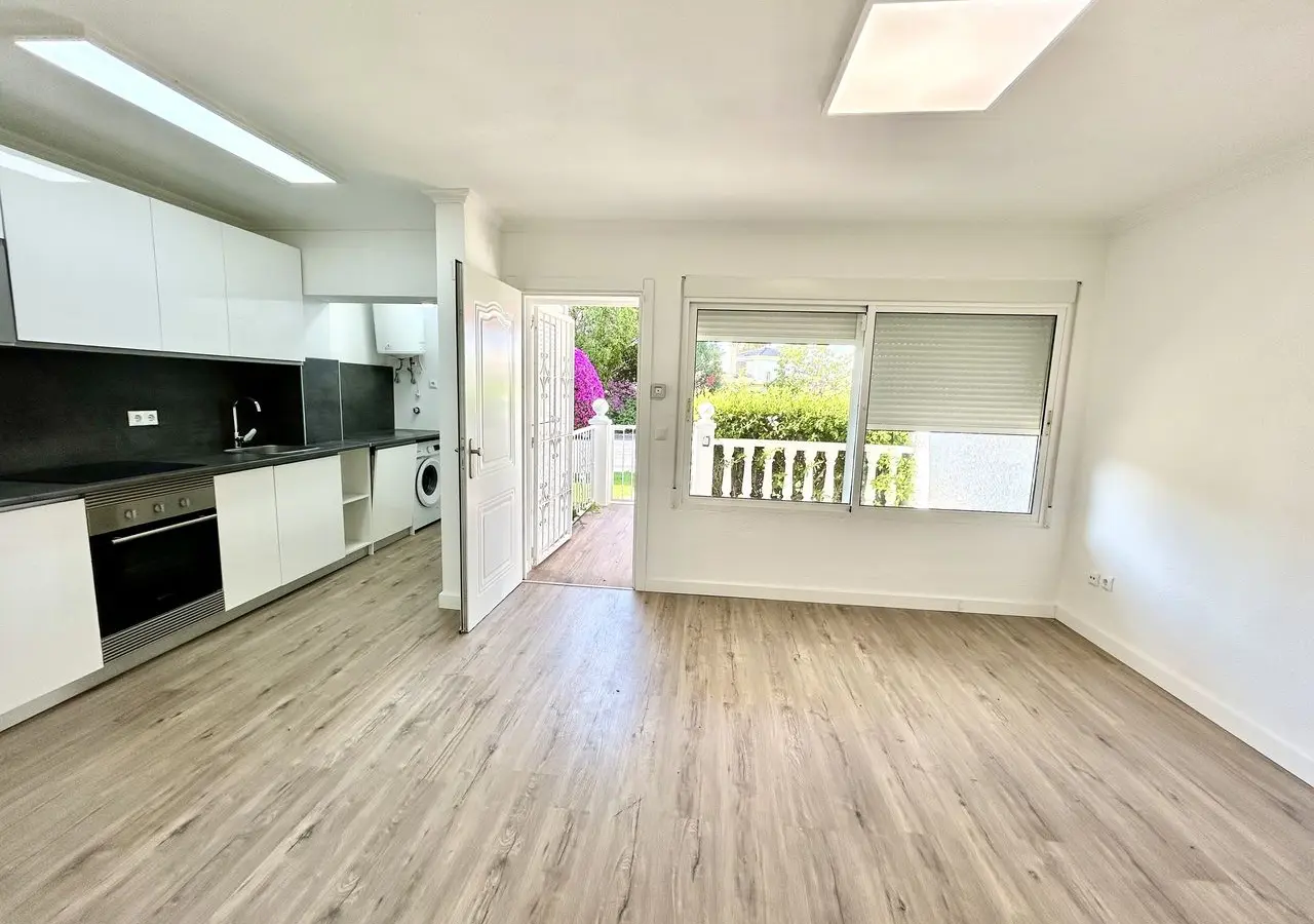 Apartment Of 58 M² In Orihuela Costa, Spain