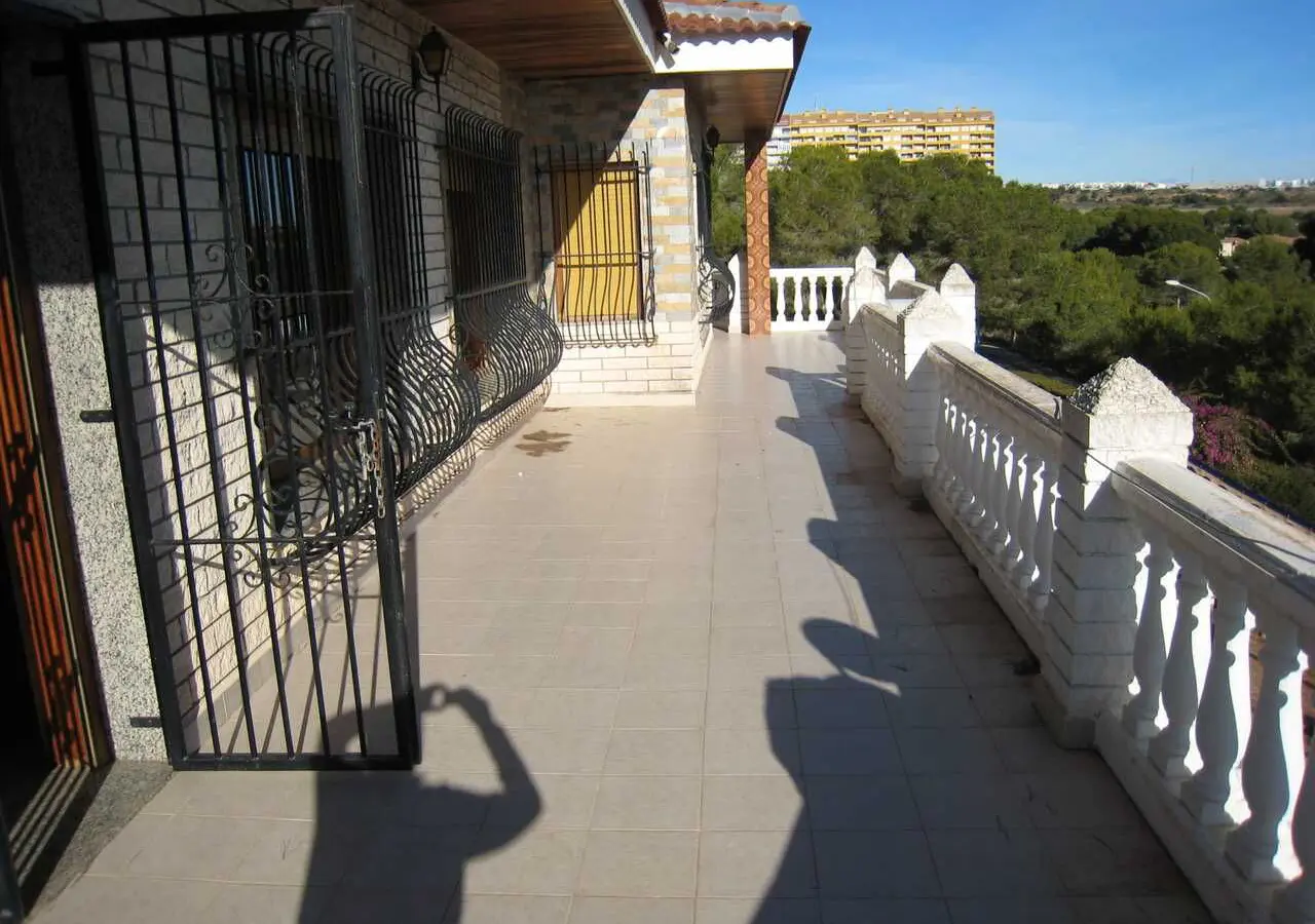 Villa Of 0 M² With [features] In Orihuela Costa, Spain