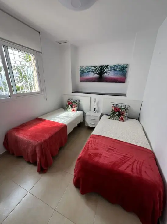 Apartment Of 90 M² In Orihuela Costa, Spain