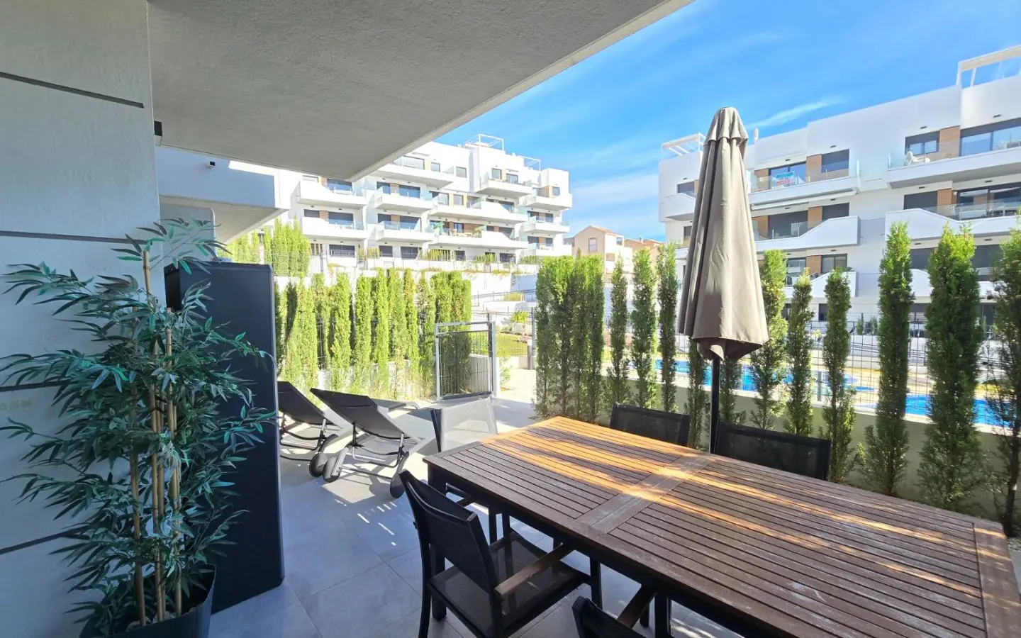 Apartment Of 68 M² With Balcony In Orihuela Costa, Spain