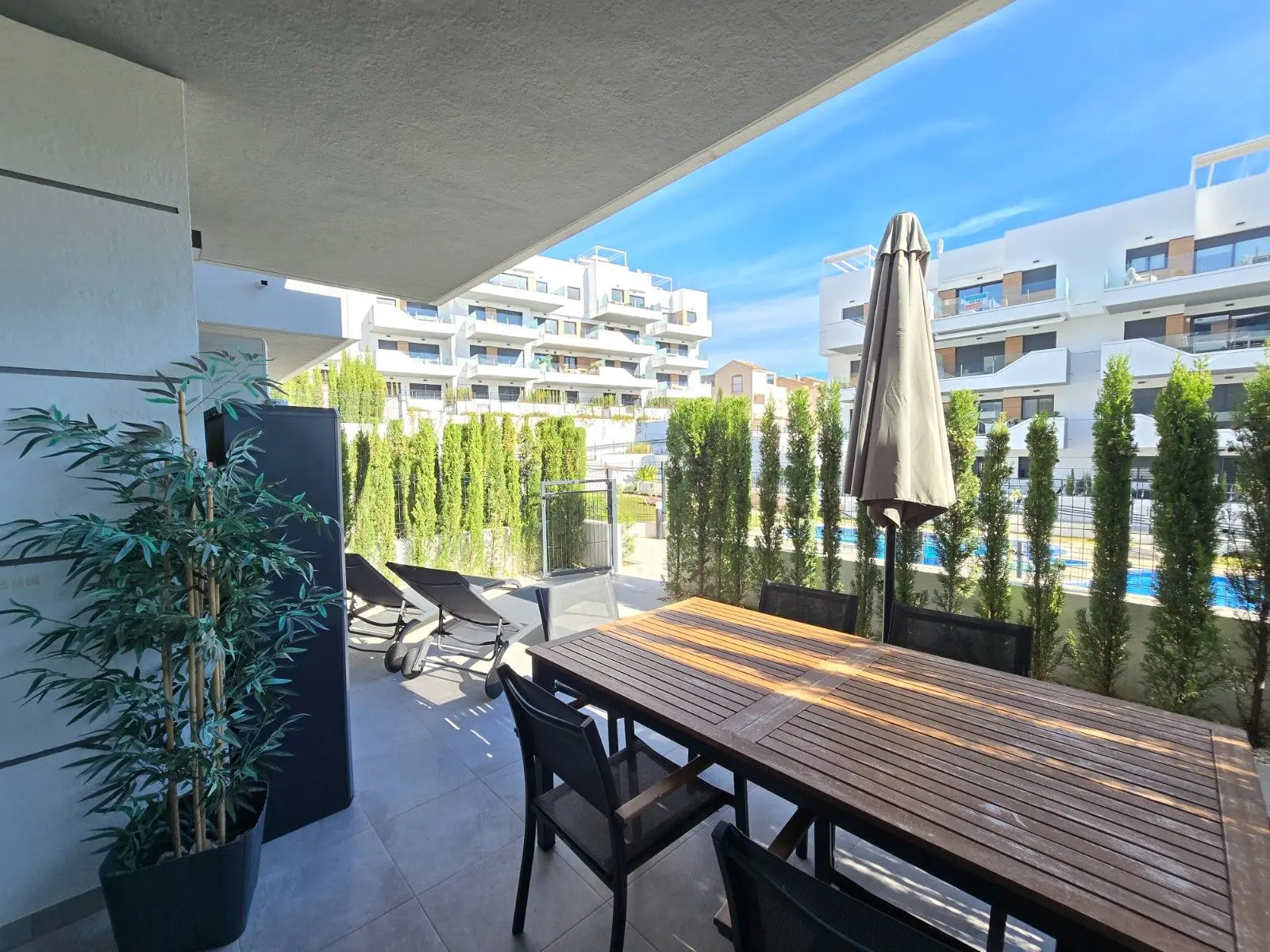 Apartment Of 68 M² With Balcony In Orihuela Costa, Spain