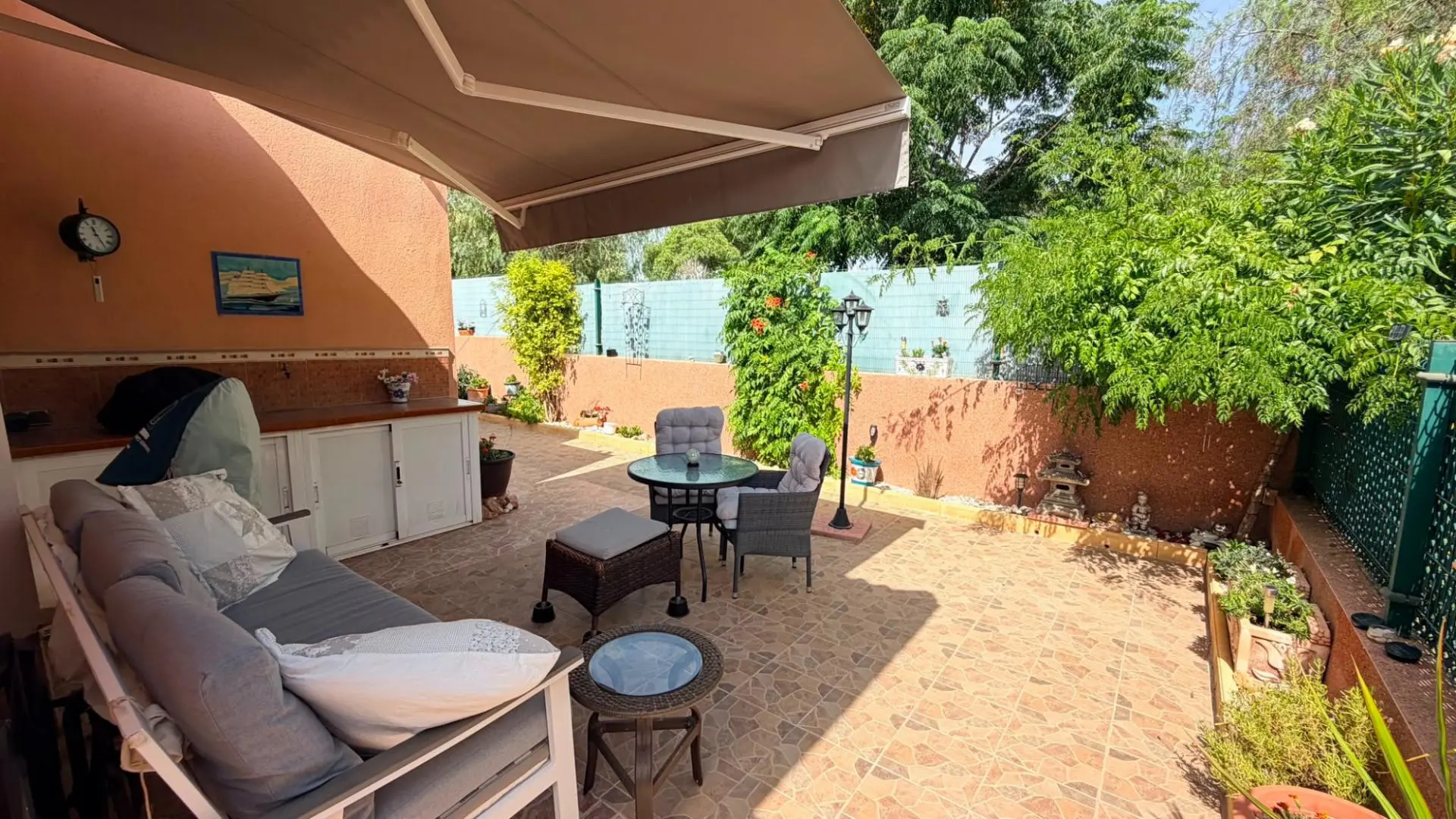 Villa Of 110 M² In Los Montesinos, Spain