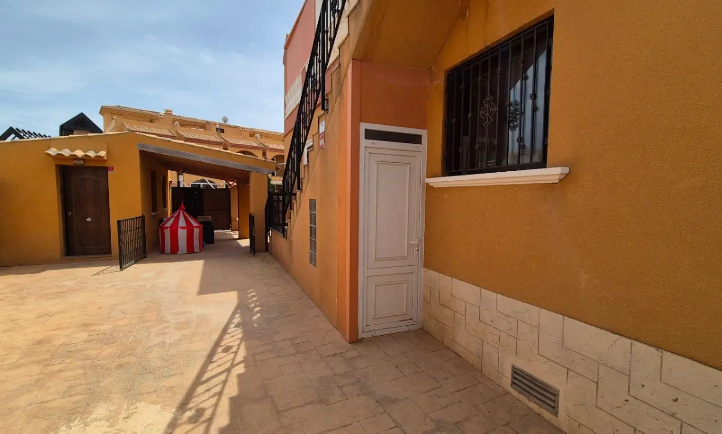 Villa Of 90 M² In Torrevieja, Spain