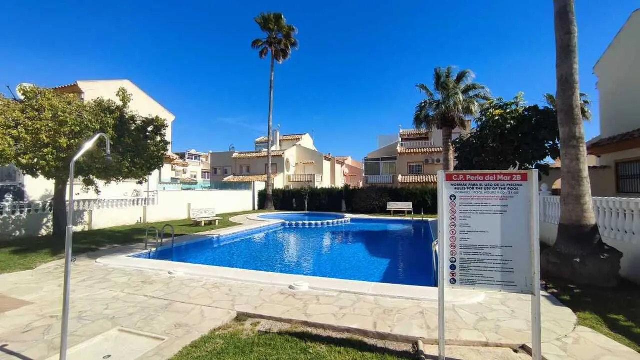 House Of 0 M² With Terrace In Orihuela Costa