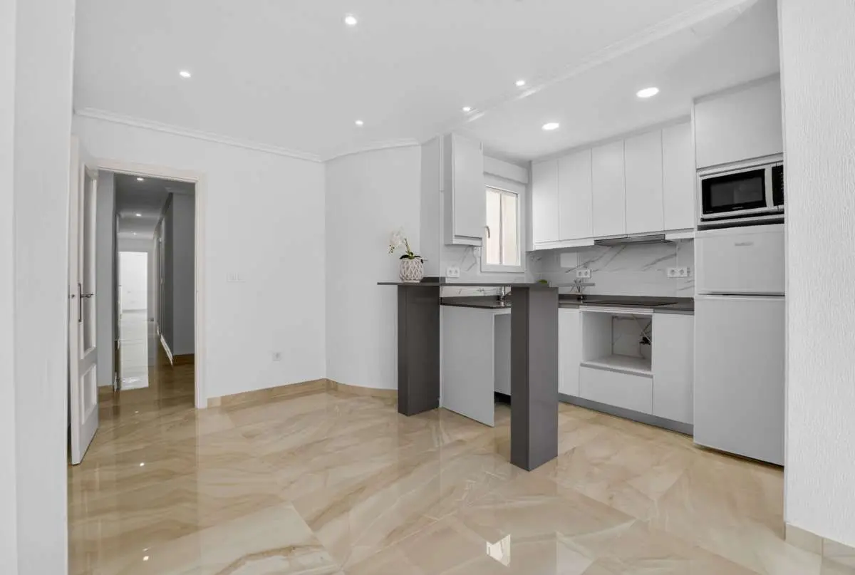 Apartment Of 74 M² In Torrevieja, Spain